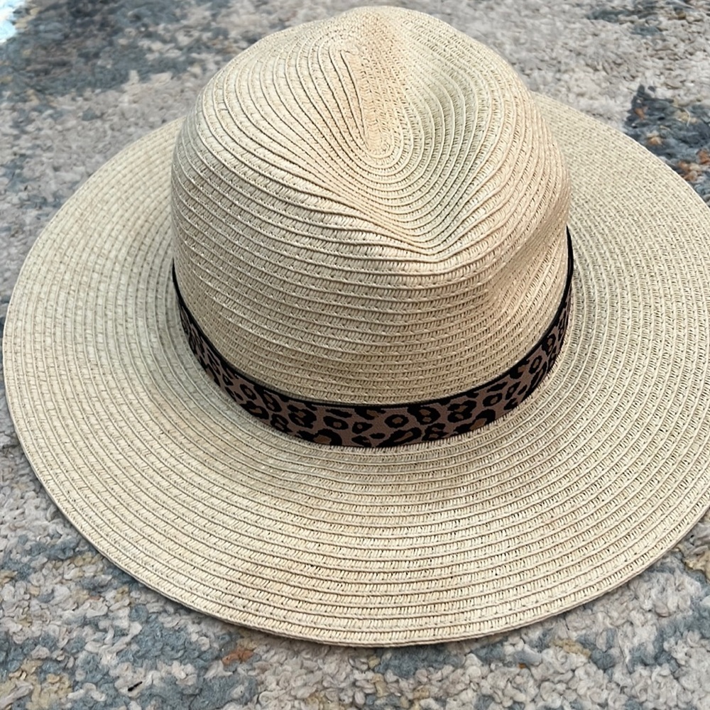 J. Crew Women’s Straw Hat with Cheetah Print